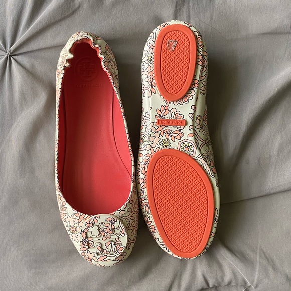 Tory Burch Flats - Picture 1 of 3